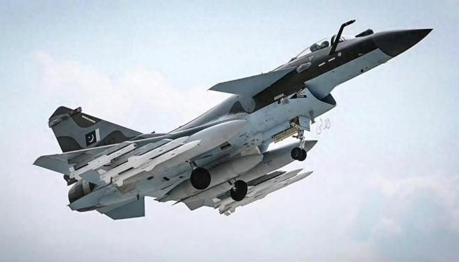 一机双杀”战力惊人F-16全程寸功未立PP电子游戏美国承认歼-10C战果“(图7)