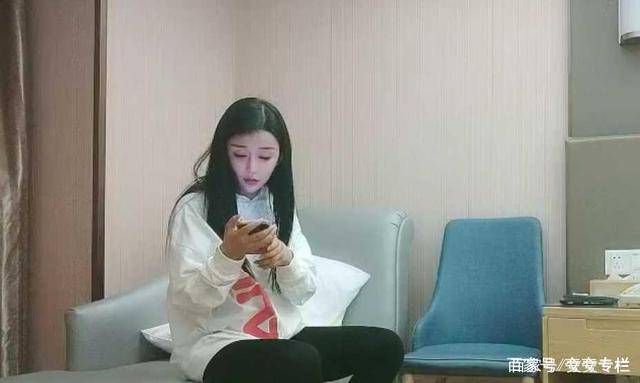 玩入住酒店被疯传慌乱中选择报警PP电子平台案例：情侣苏州游(图2)